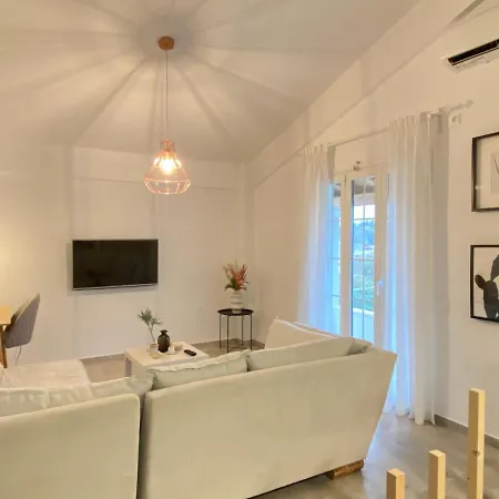 Casa Brucie - New Stylish In Corfu! Apartment *